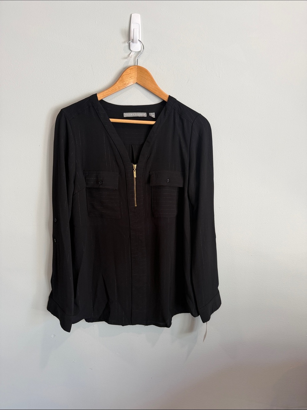 Valerie Stevens Black Zip-Front Pocket Blouse
